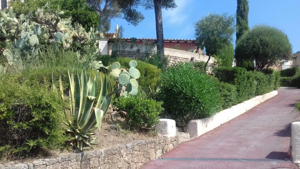 Vila La Pequenita Saint-Raphaël 0*,