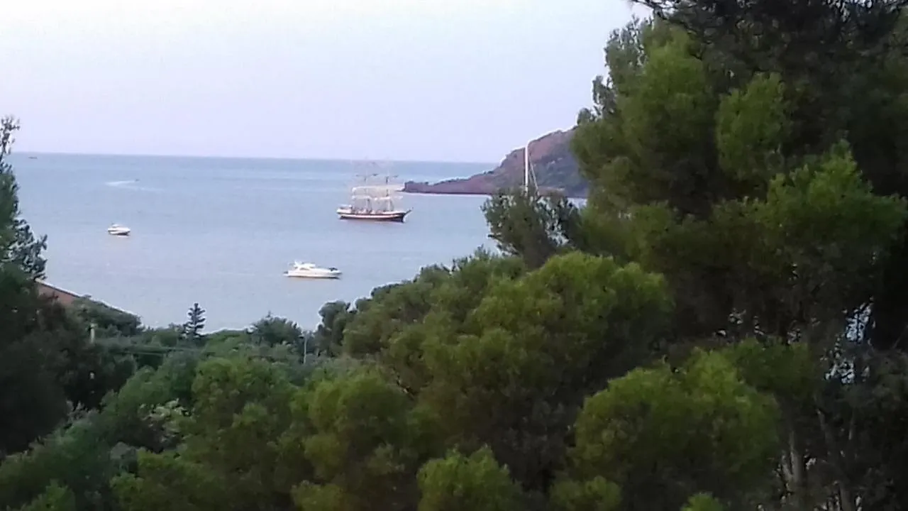 Vila La Pequenita Saint-Raphaël